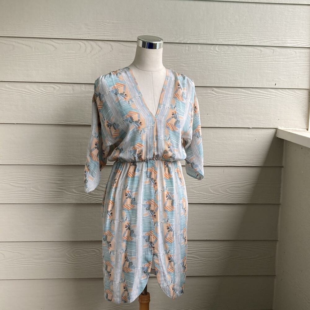 Tucker Silk Geometric Print V neck Dress - Picture 4 of 13